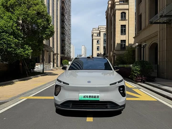 NIO EC6