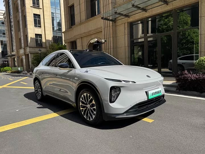 NIO EC6