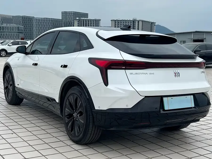 Buick E4