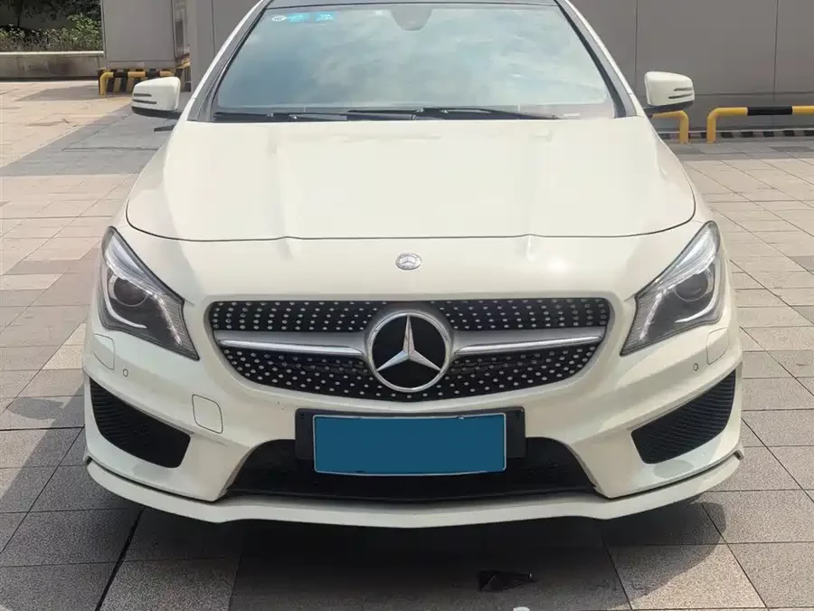 Mercedes-Benz CLA