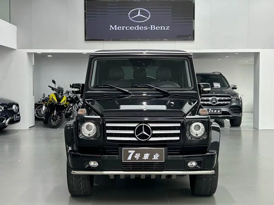 Mercedes Benz G-rated