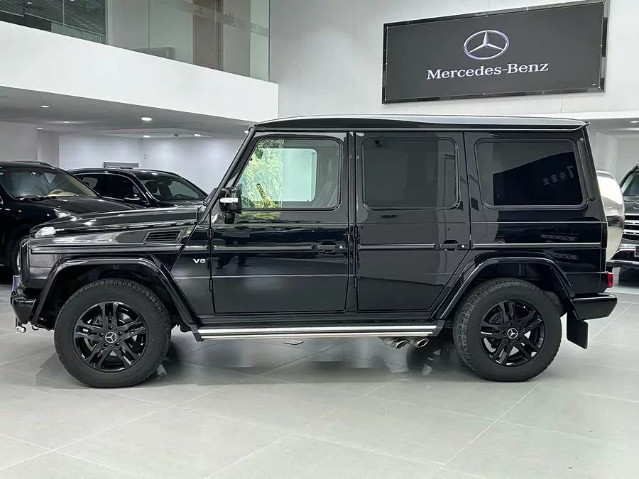 Mercedes Benz G-rated