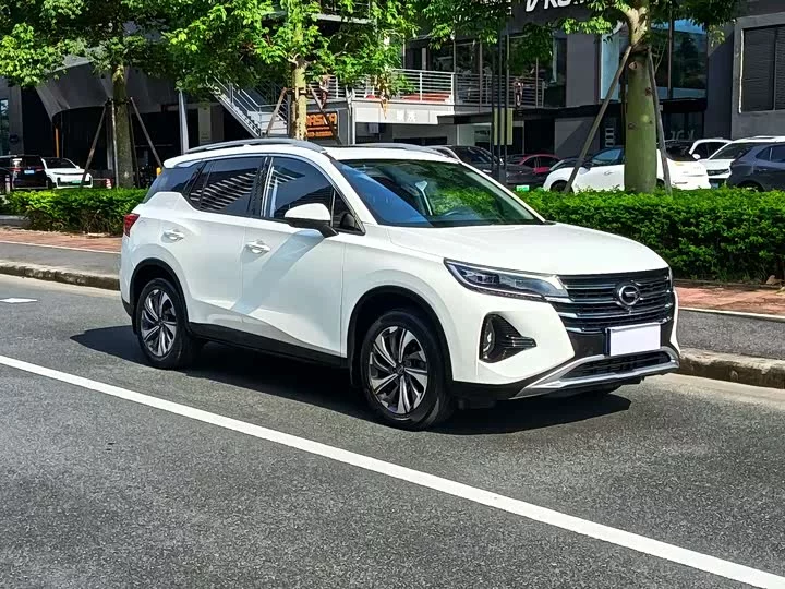 GAC Trumpchi GS4