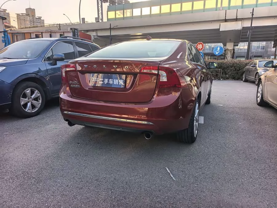 Volvo S60