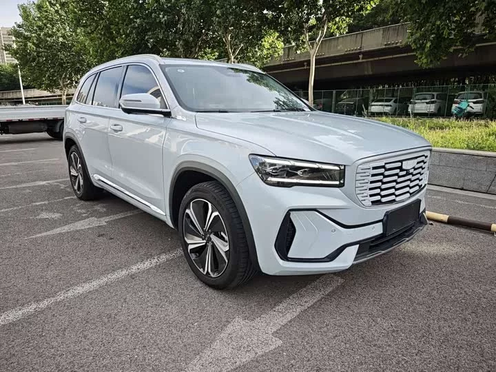 Geely Xingyue L