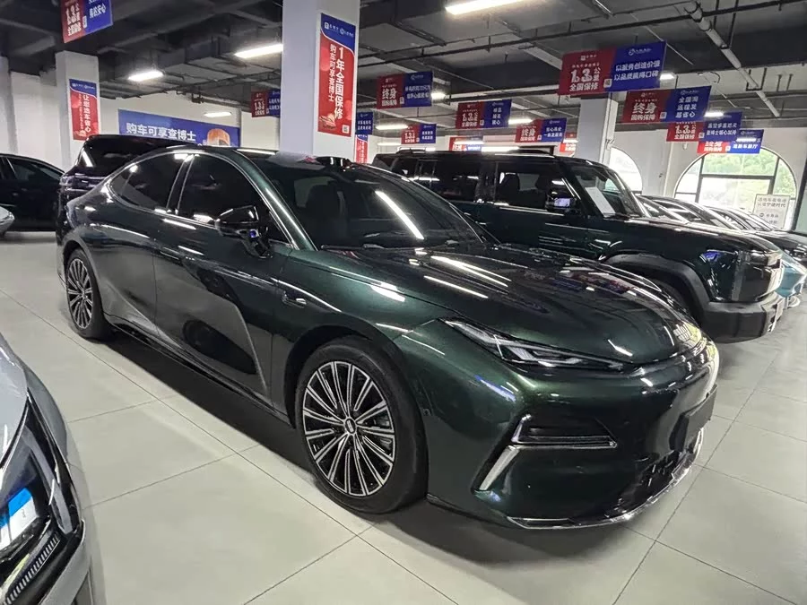 Geely Galaxy Star 8
