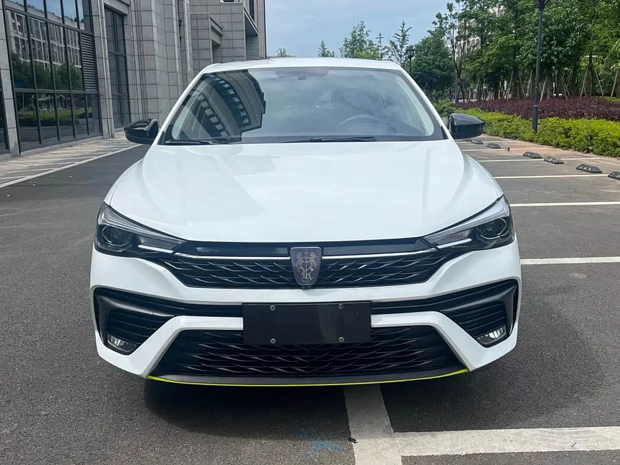 Roewe i5