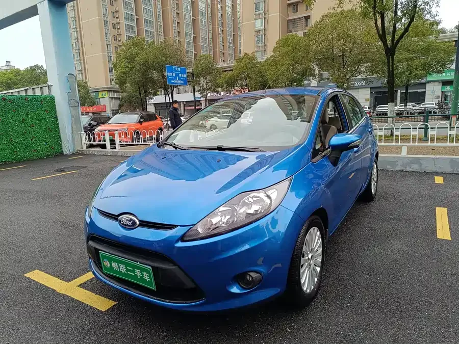 Ford Carnival