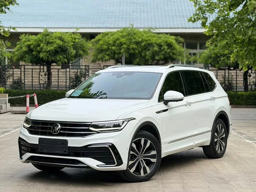 Volkswagen Tiguan L