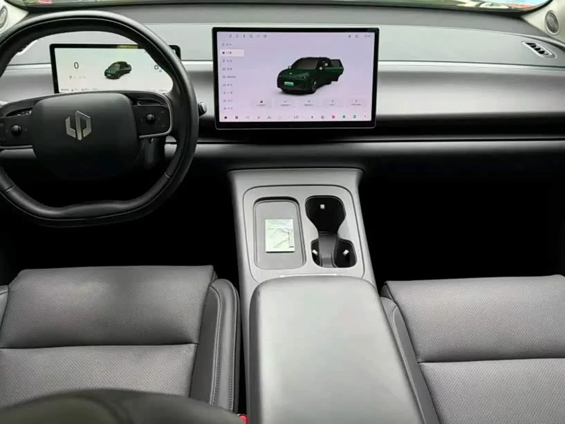 Leapmotor C16