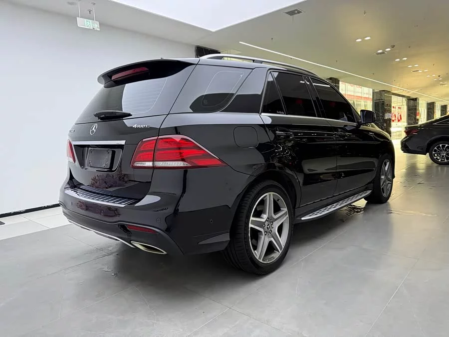 Mercedes Benz GLE (Imported)