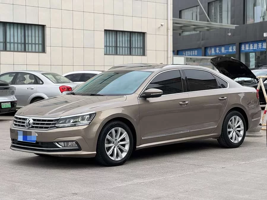 Volkswagen Passat