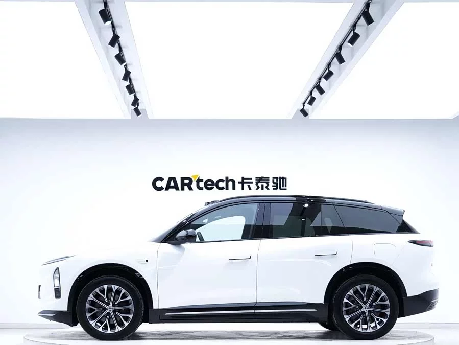 NIO ES6