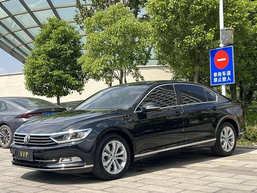 Volkswagen Magotan