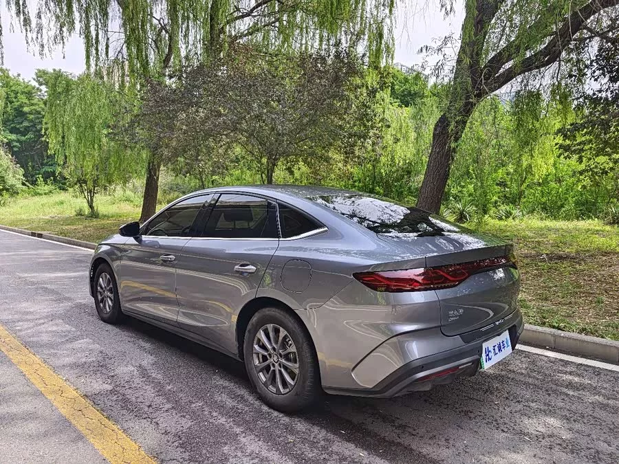 BYD Qin L