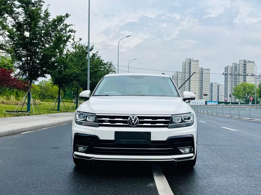 Volkswagen Tiguan L