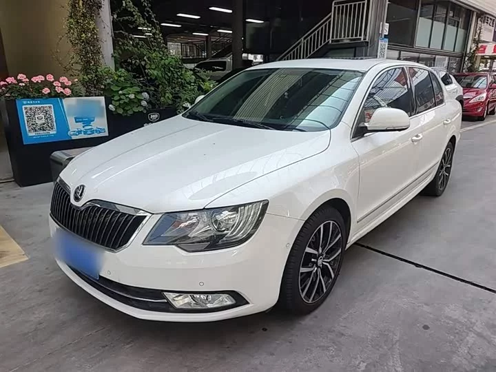 Skoda SuperB