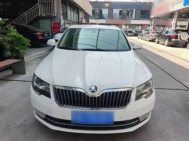 Skoda SuperB