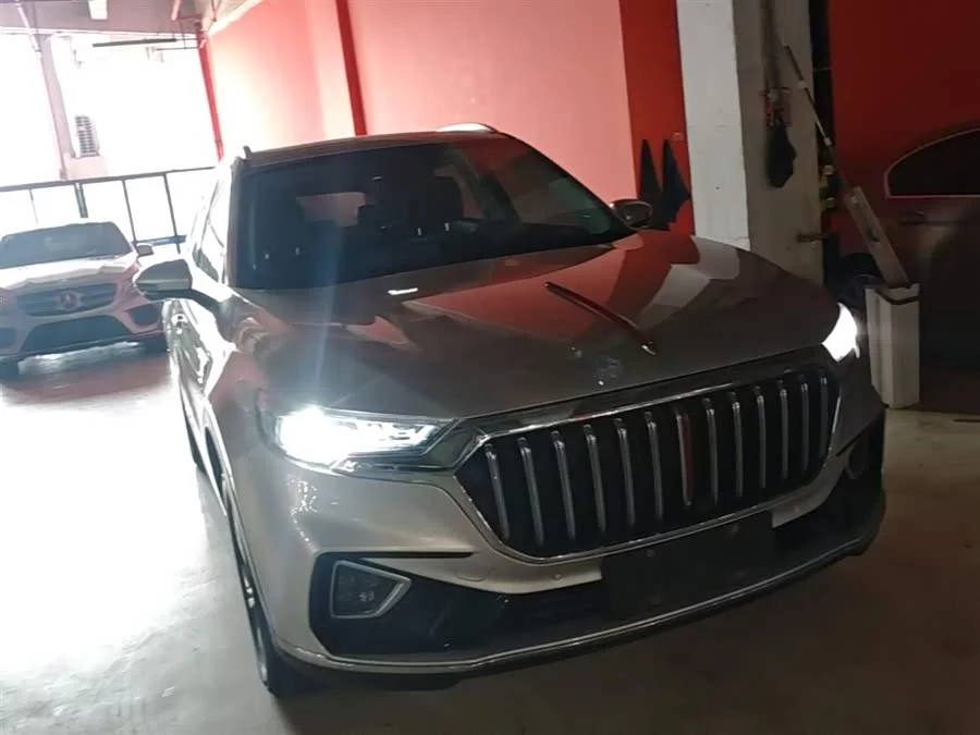 Hongqi HS5