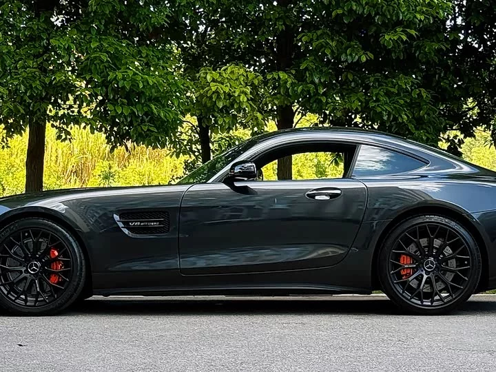 Mercedes-Benz AMG GT