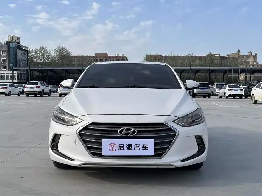 Hyundai elantra