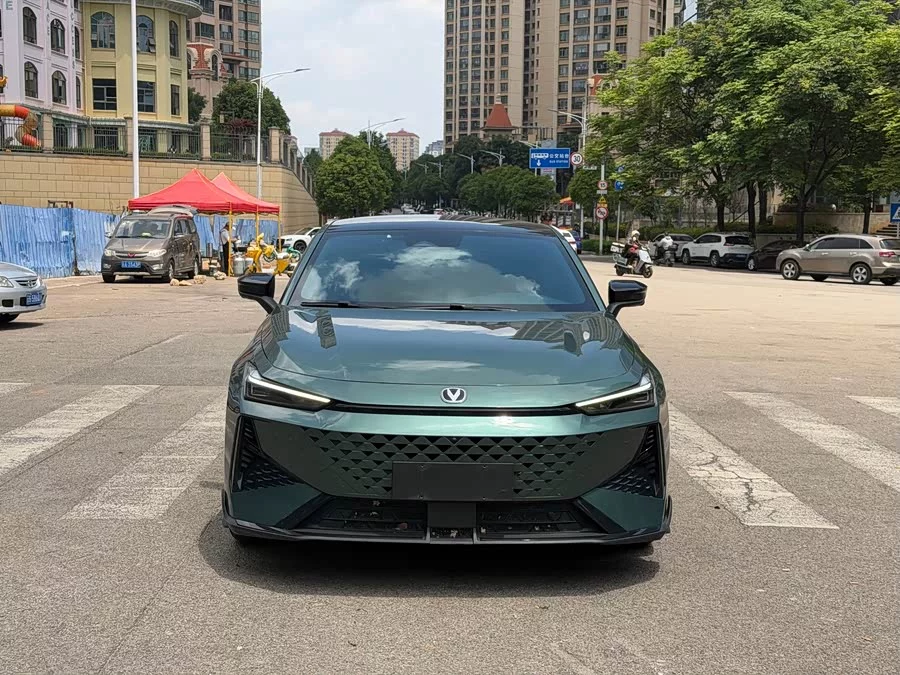 Changan UNI-V