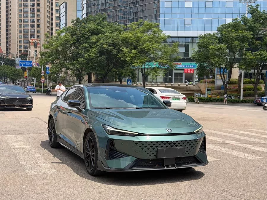 Changan UNI-V
