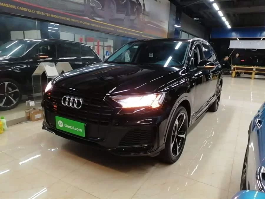 Audi Q7