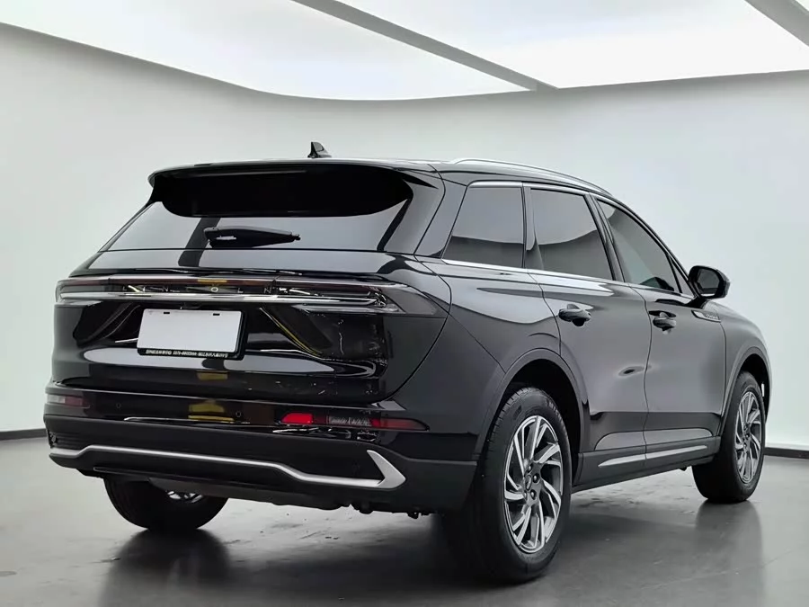 Lincoln Adventurer