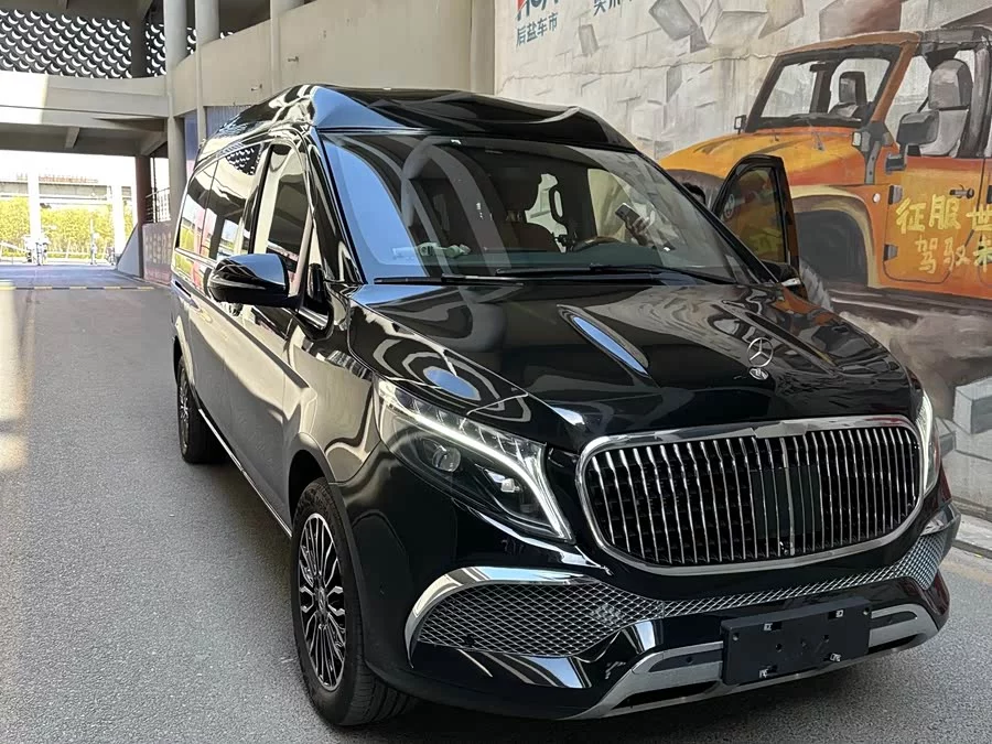Mercedes Benz Class V