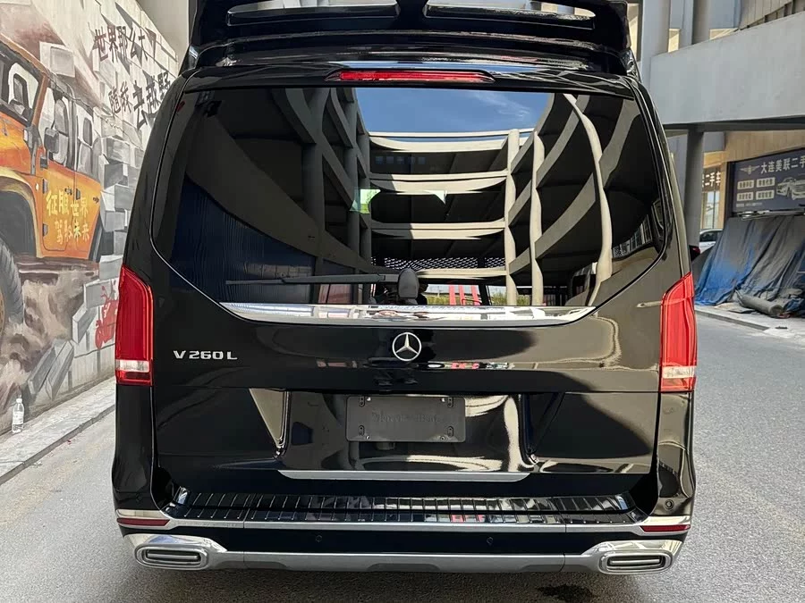 Mercedes Benz Class V