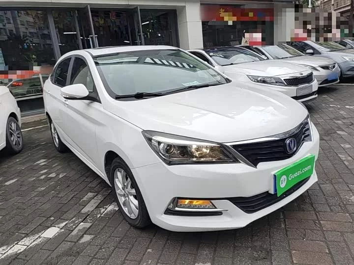 Changan Yuexiang V7