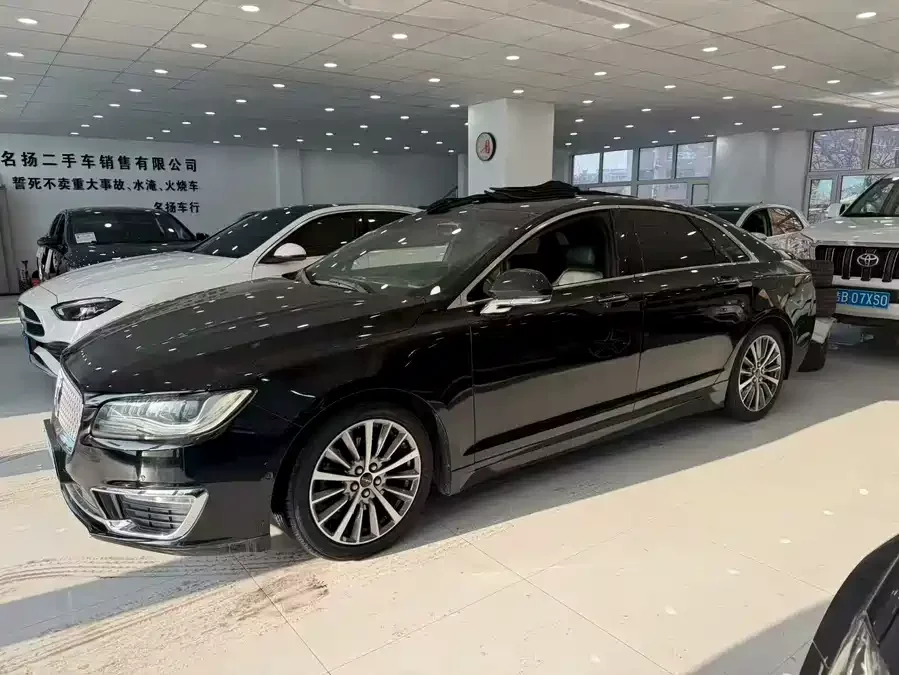 Lincoln MKZ
