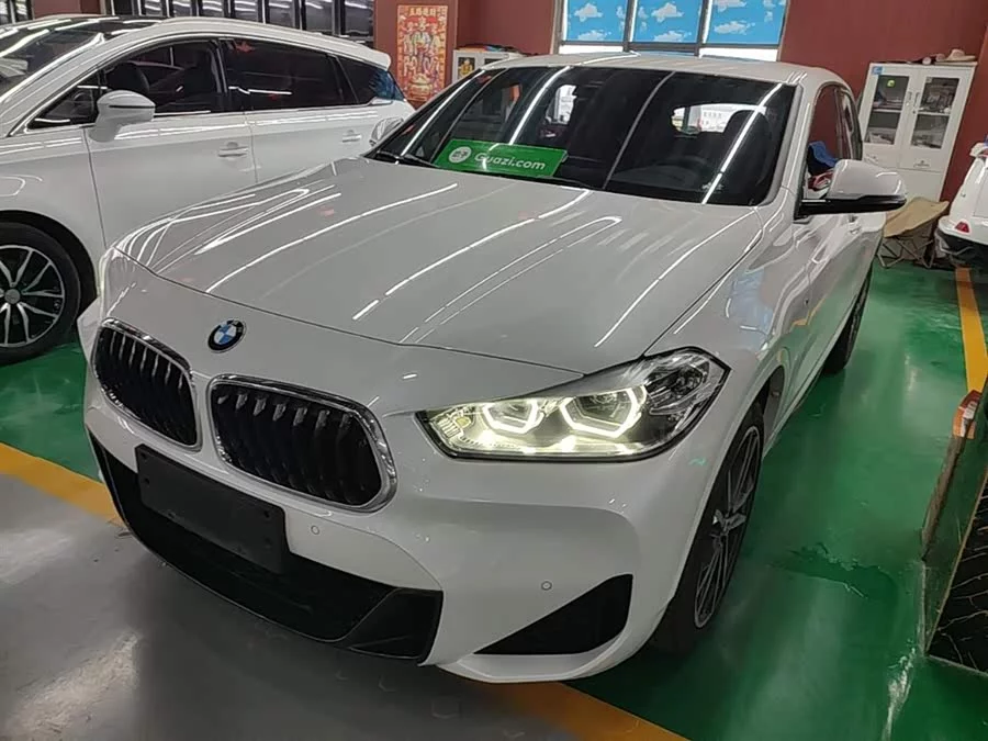 BMW X2