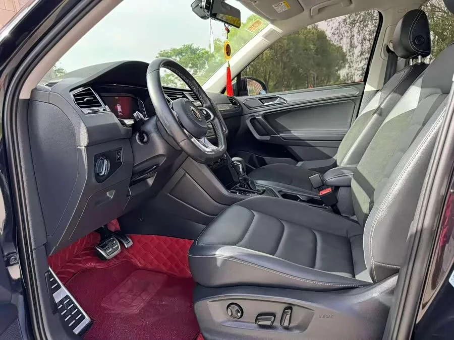 Volkswagen Tiguan L