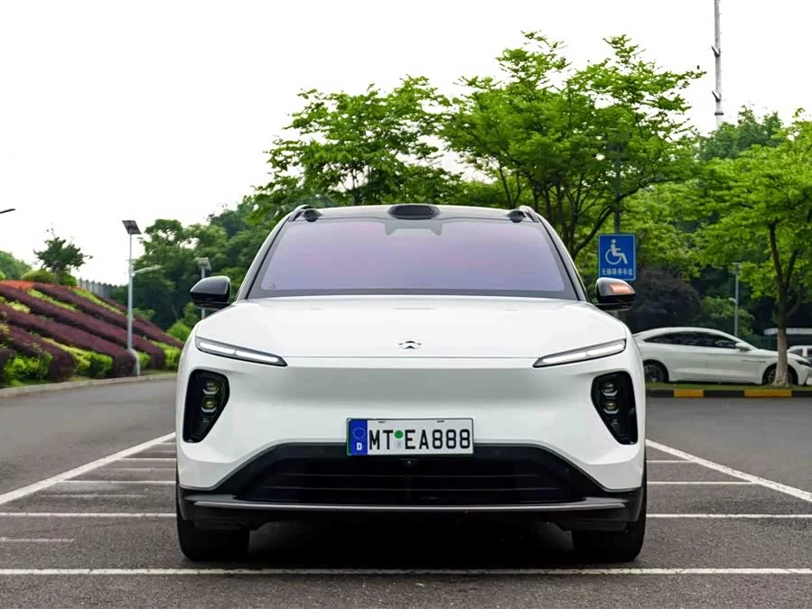 NIO ES6