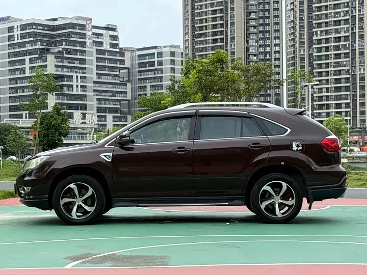 BYD S7