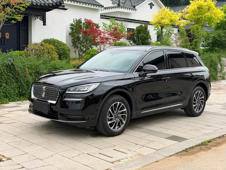 Lincoln Adventurer