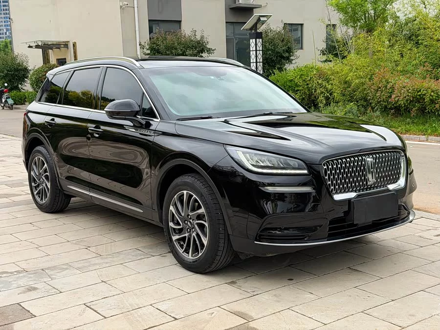 Lincoln Adventurer