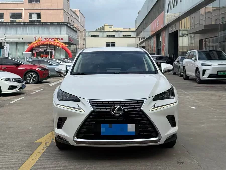 Lexus NX