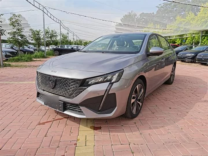 Peugeot 408