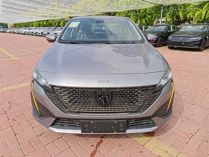Peugeot 408