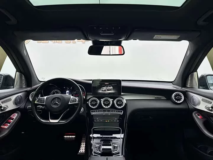 Mercedes-Benz GLC AMG