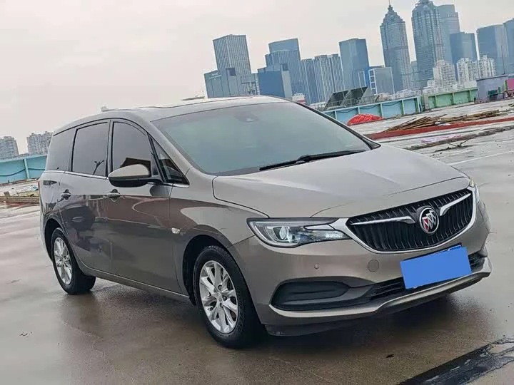 Buick GL6