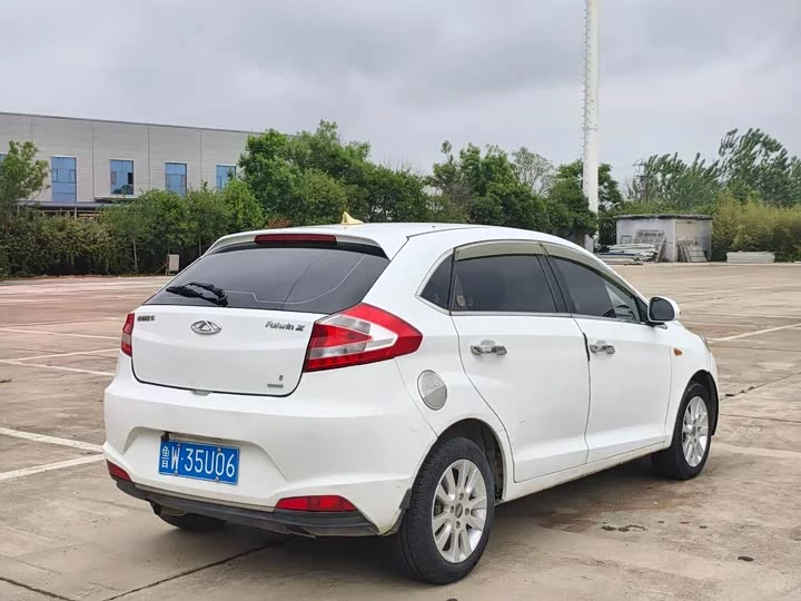 Chery Storm 2