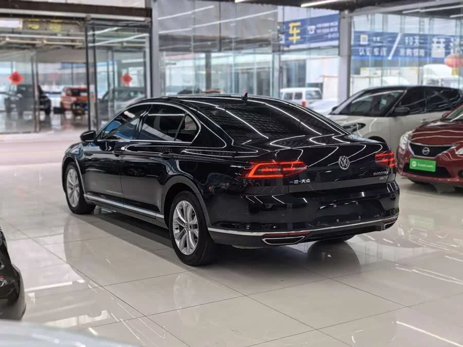 Volkswagen Magotan