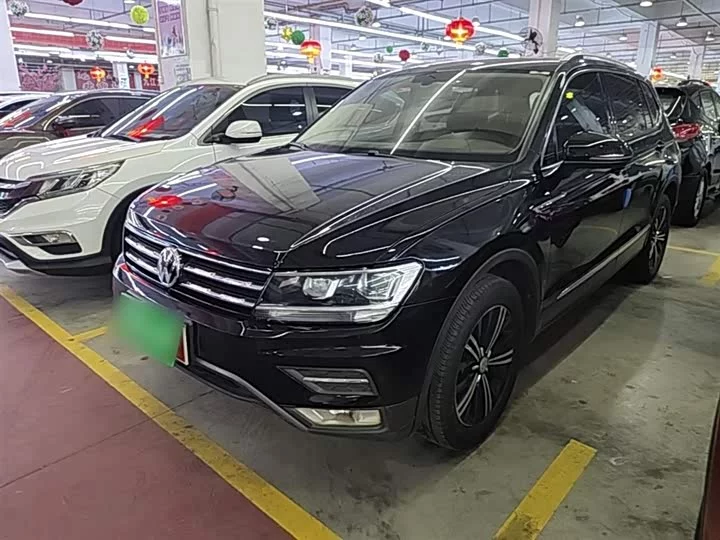 Volkswagen Tiguan L