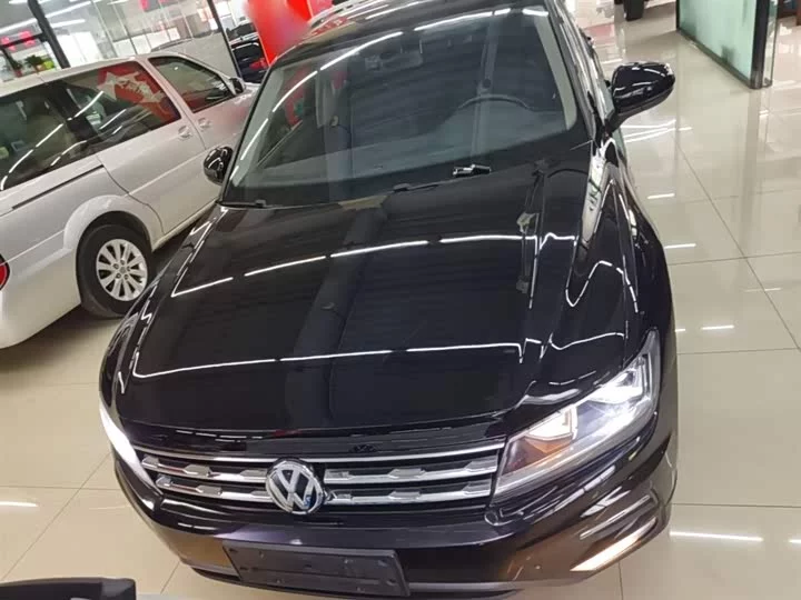 Volkswagen Tiguan L
