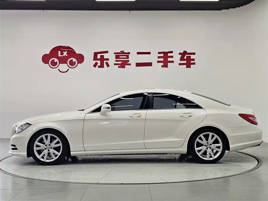Mercedes Benz CLS