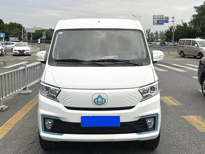 Chang'an span Crossstar V5 EV